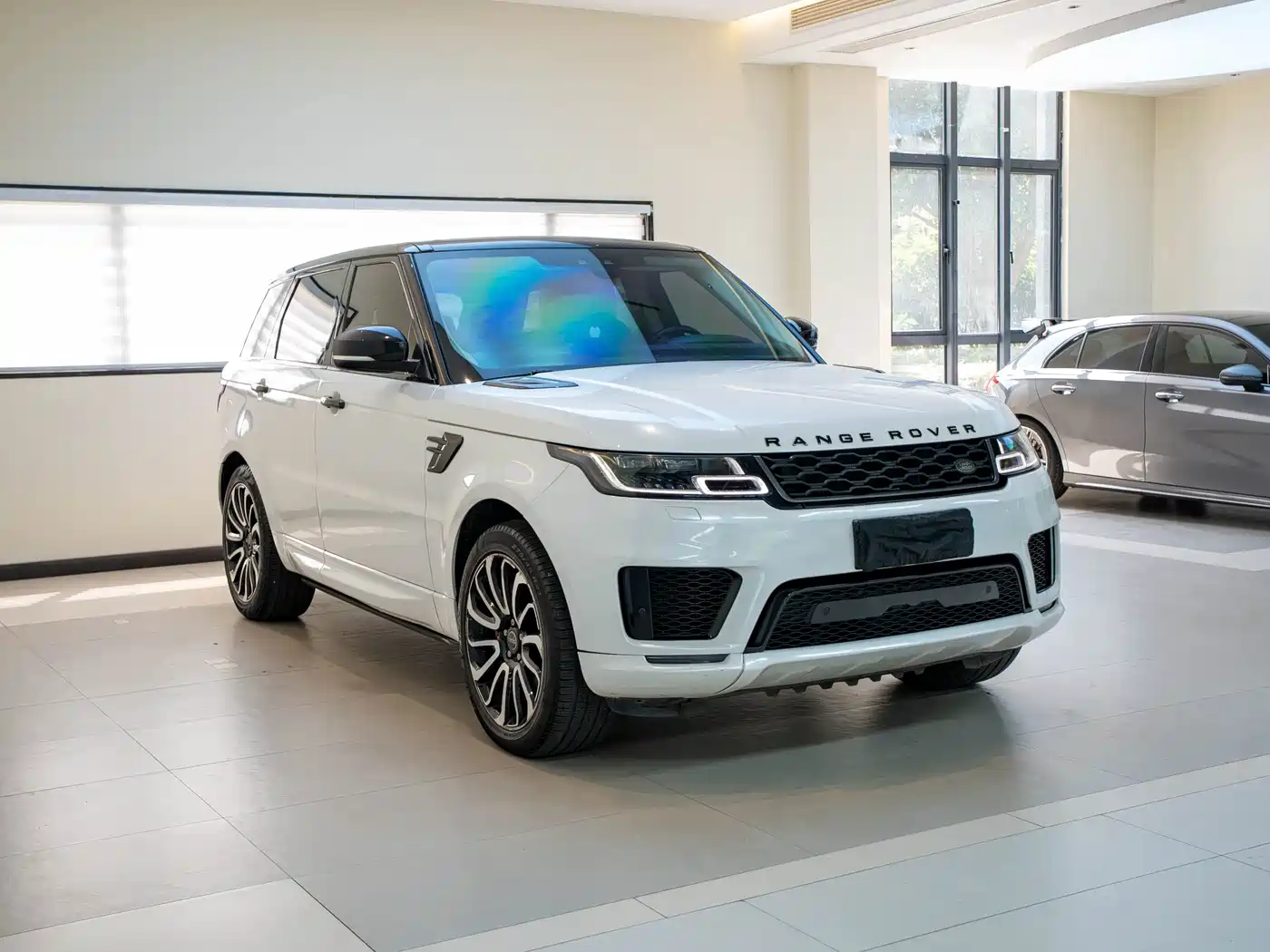 Фото 3 - Land Rover Range Rover Sport