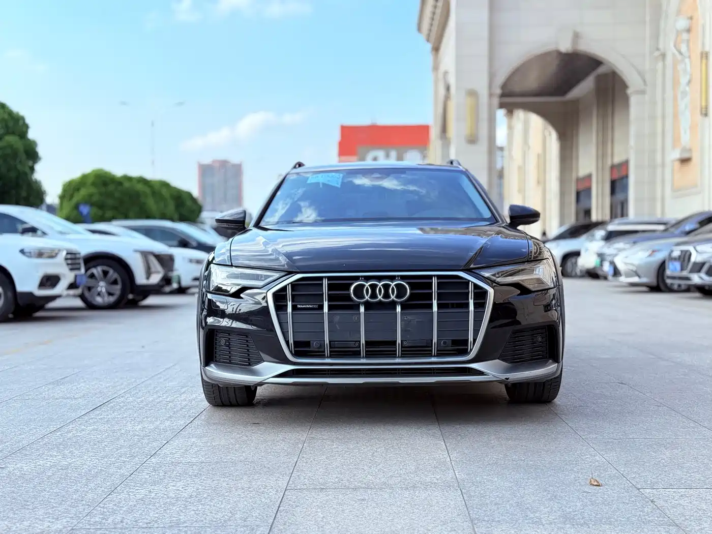 Audi A6 (Import) 2023 Model allroad quattro 55 TFSI Grand Explorer Edition фото 2