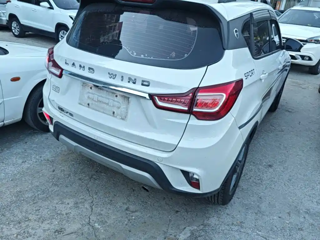 Фото 7 - Landwind X2