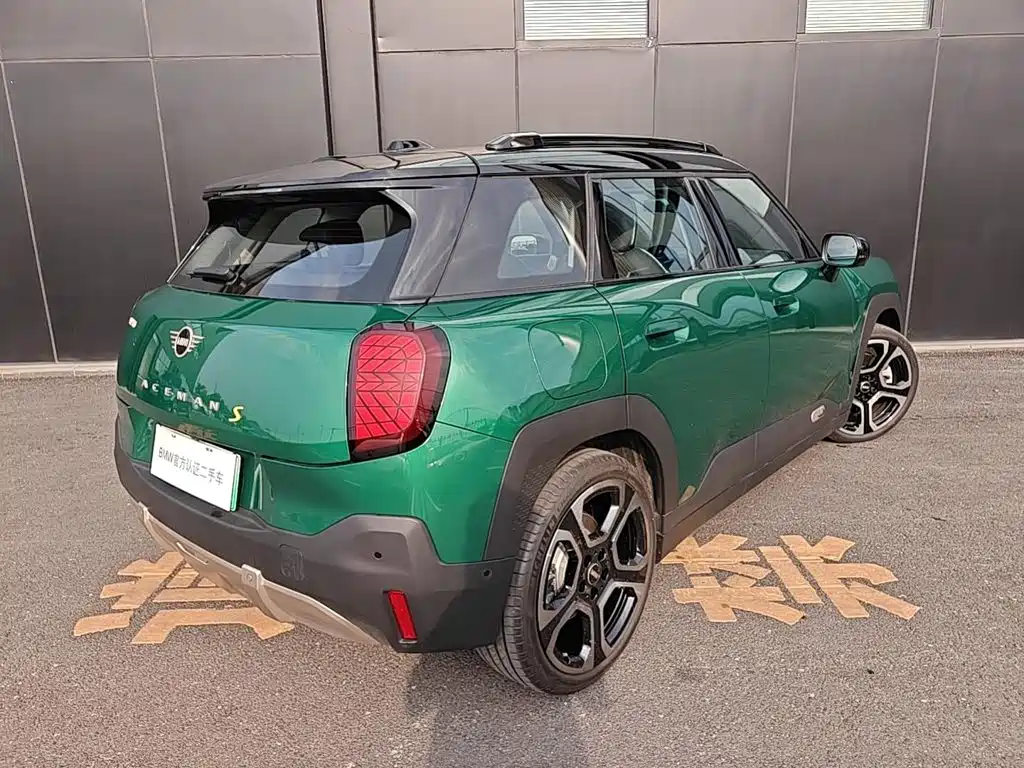 MINI Electric MINI ACEMAN 2026 2025 SE Artist