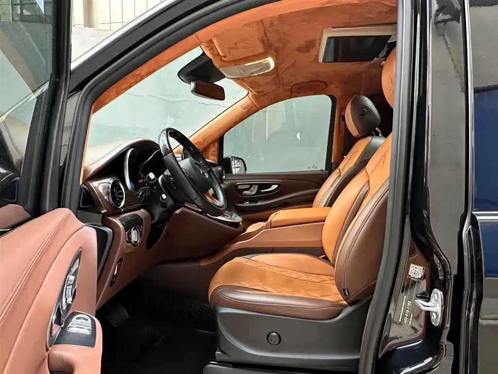 MERCEDES-BENZ V CLASS