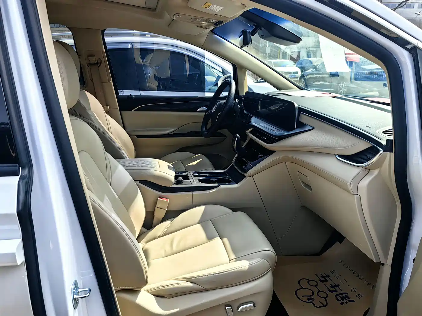 Buick GL8 2023 ES Landmaster Exclusive фото 22