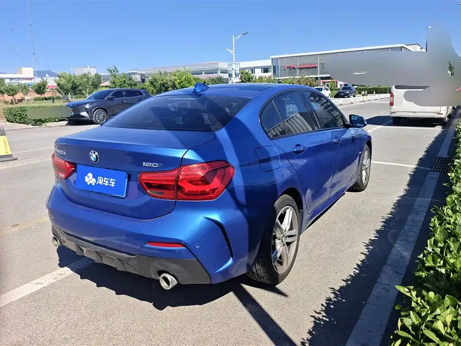 BMW 1 Series 2020 Model 120i M Sport Package фото 3