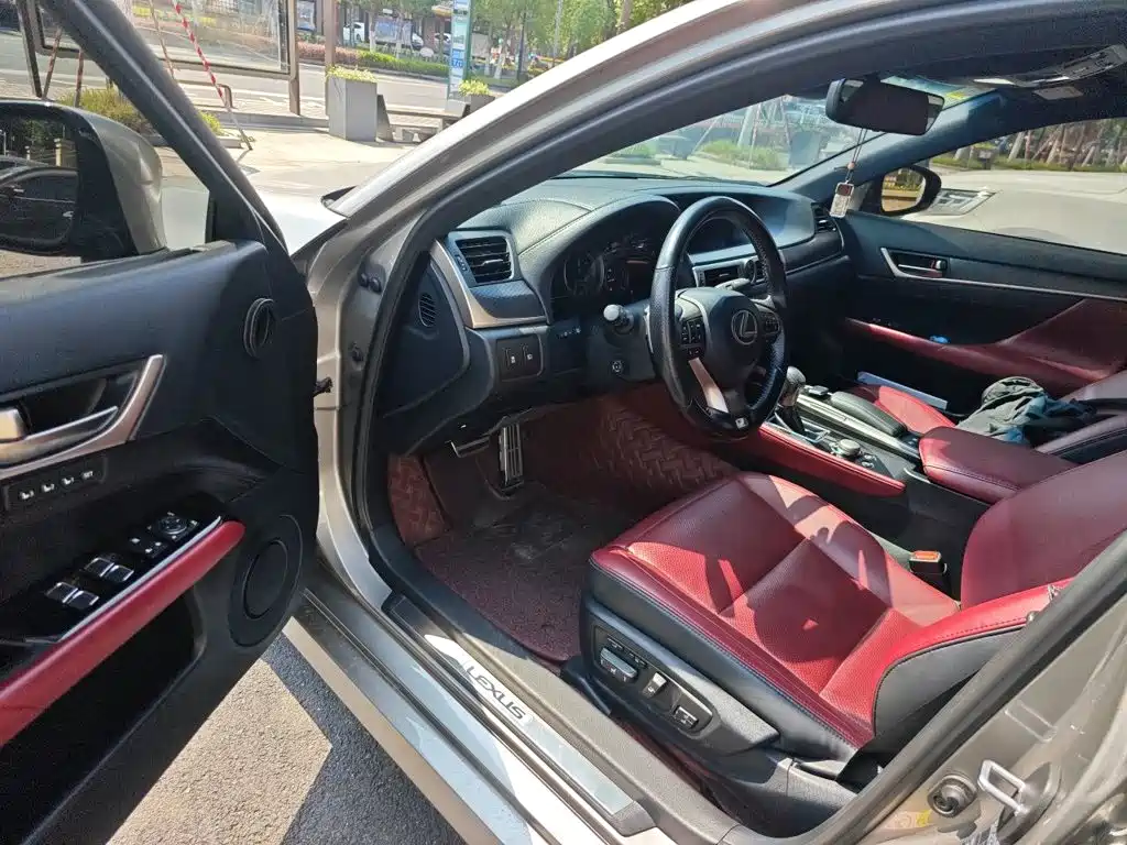 Lexus GS 2018 2017 300 F SPORT