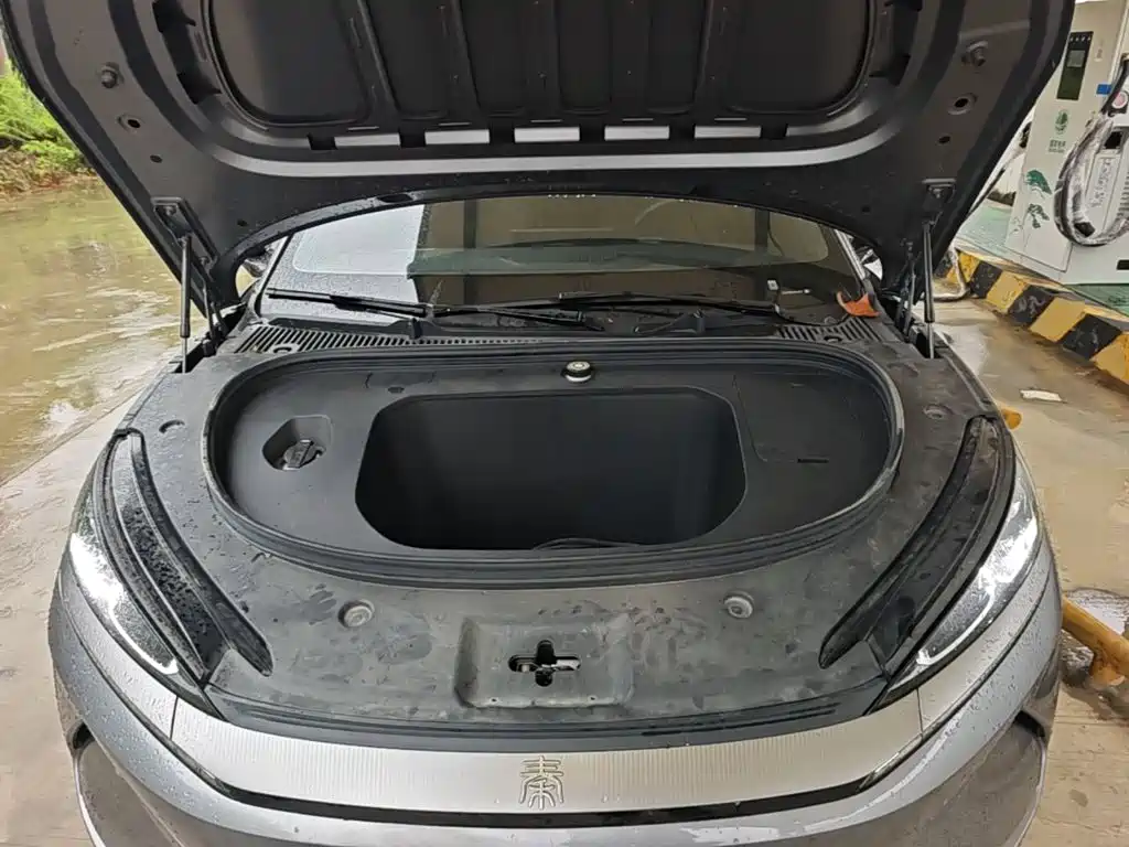 Фото 20 - BYD Qin L