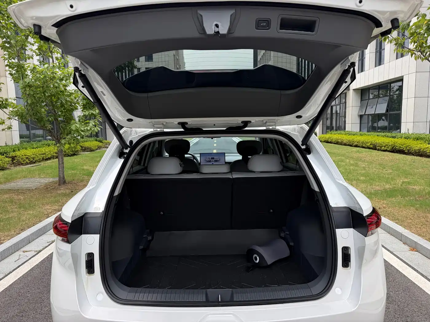 Besturn Yueyi 03 2025 2025 Model 565km Leisure Edition
