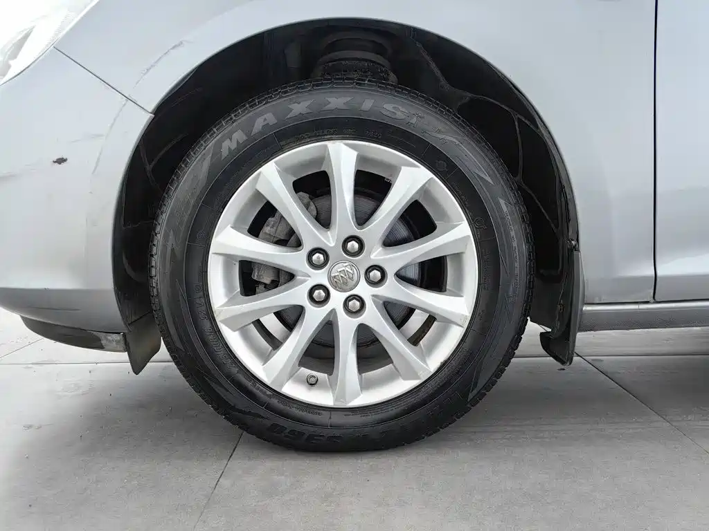 Фото 17 - Buick Excelle