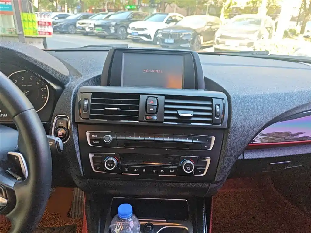 BMW 1 Series (Import) 2013 Facelift 118i Sport Model фото 5
