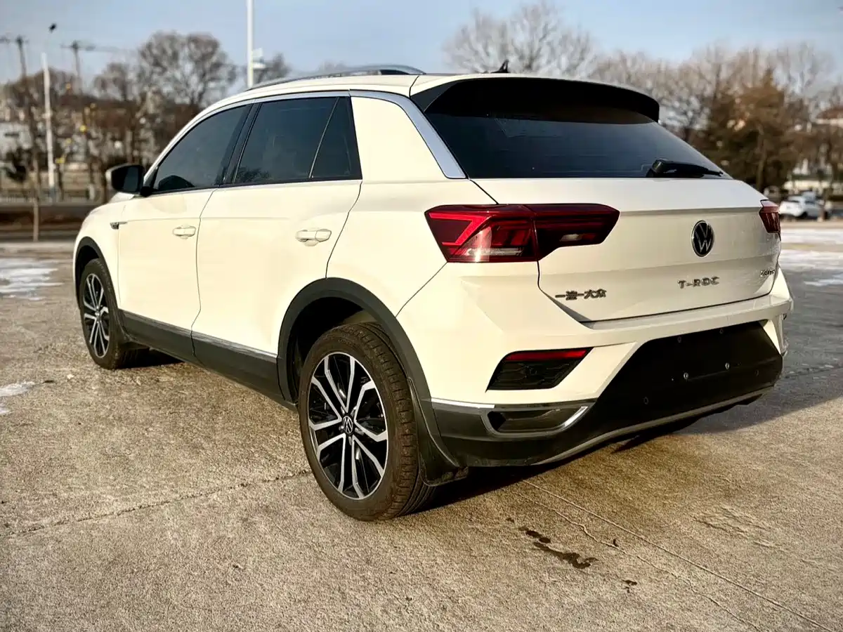 VOLKSWAGEN T ROC EXPLORING SONGS