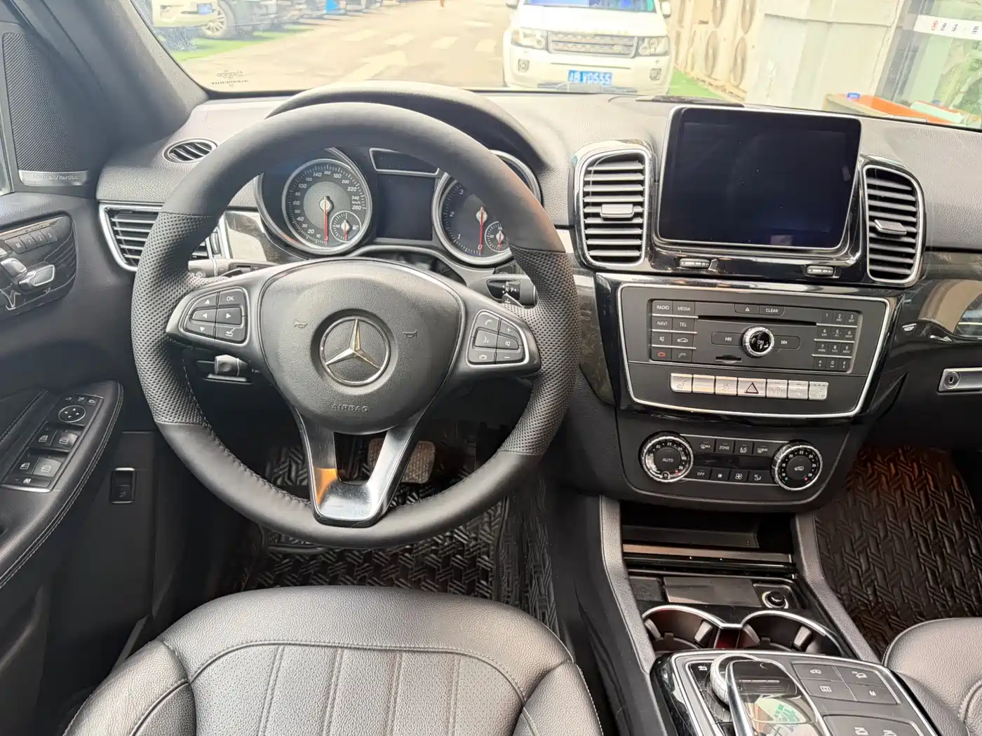 Mercedes-Benz GLE 2015 GLE 350 d 4MATIC фото 10