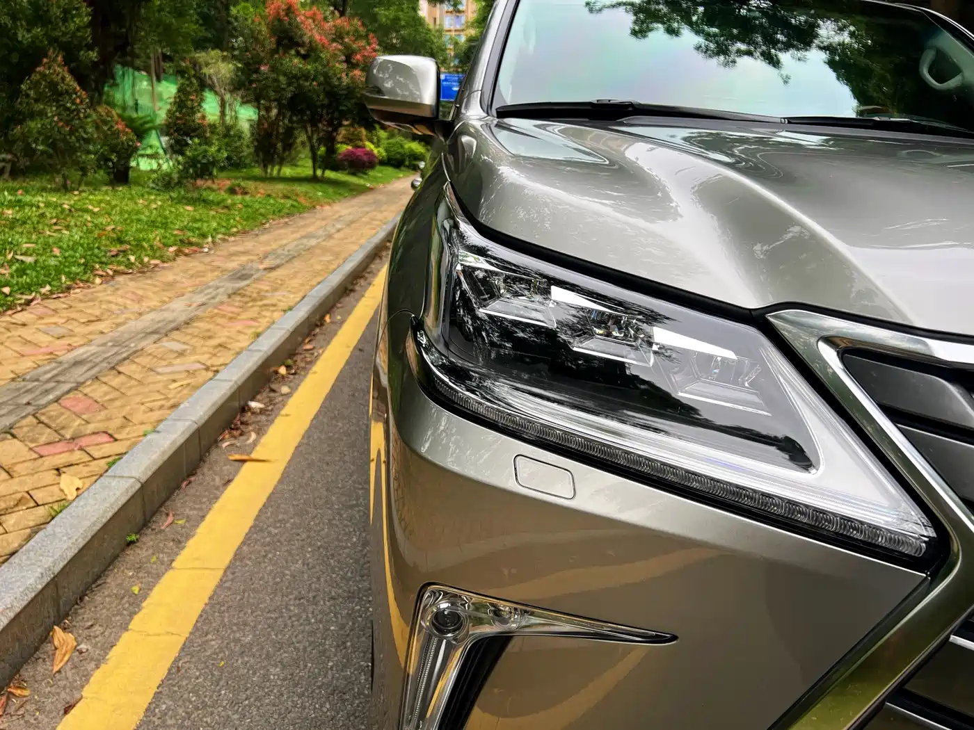 Lexus LX 2017 570 Dynamic Luxury фото 16