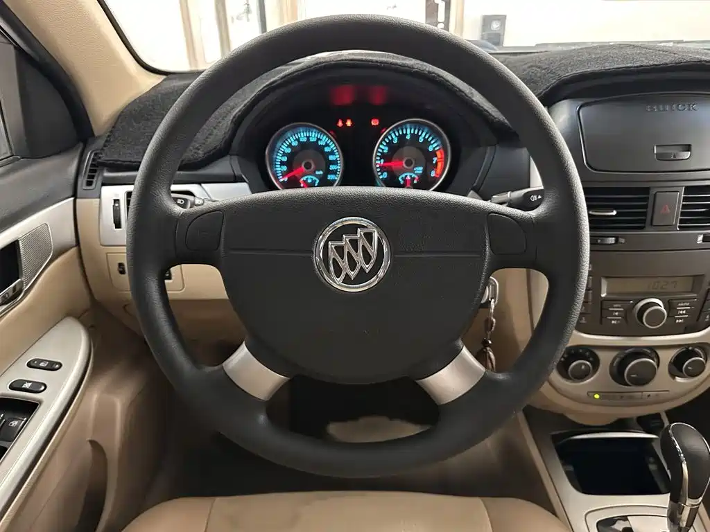 Фото 3 - Buick Excelle
