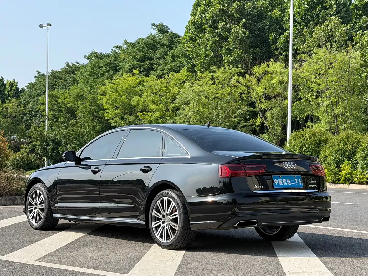 Audi A6L 2017 30 FSI Technology фото 5
