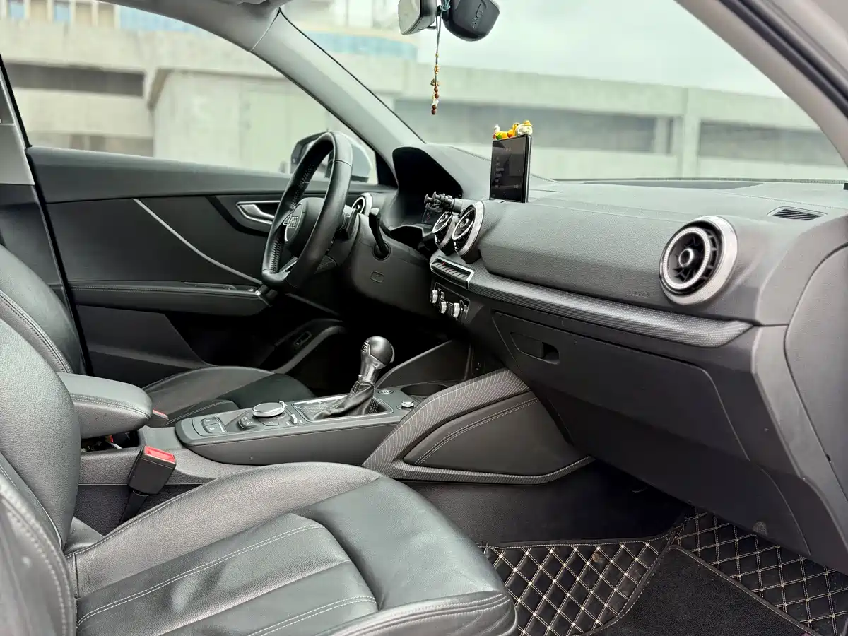 Audi Q2L 2022 35 TFSI Fashion Dynamic фото 6