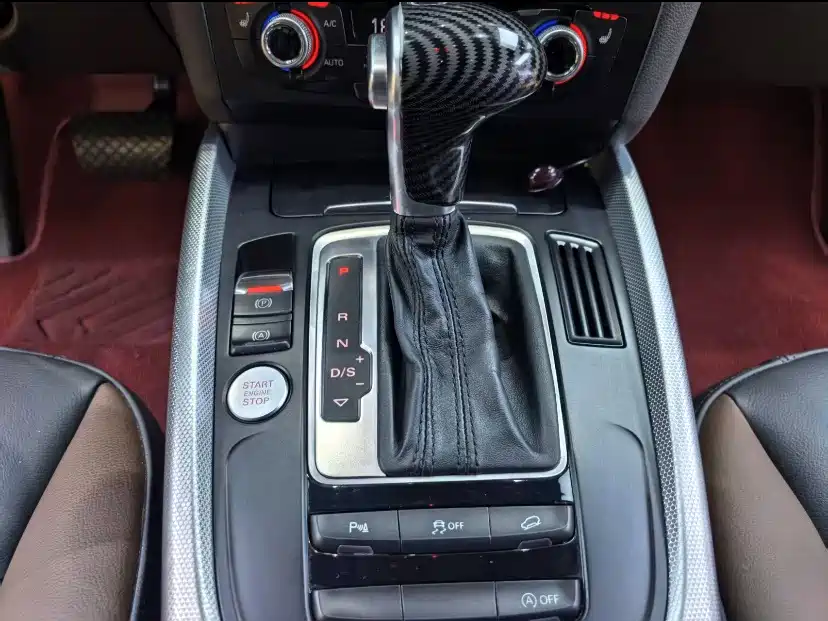 Audi Q5 2018 2018 Collector's Edition 40 TFSI Technology