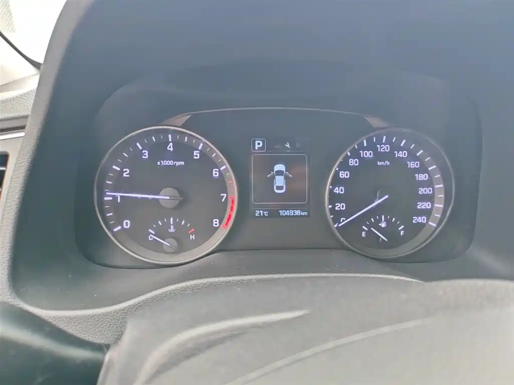 Hyundai Elantra 2016 Model 1.6L Automatic Smart Elite фото 12