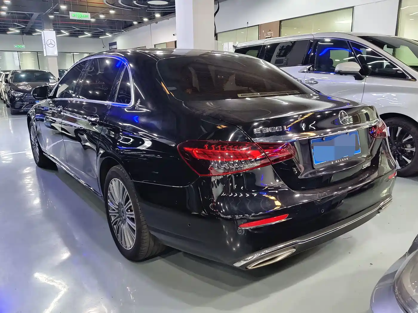 Mercedes-Benz E-Class 2021 E 300 L Fashion фото 15