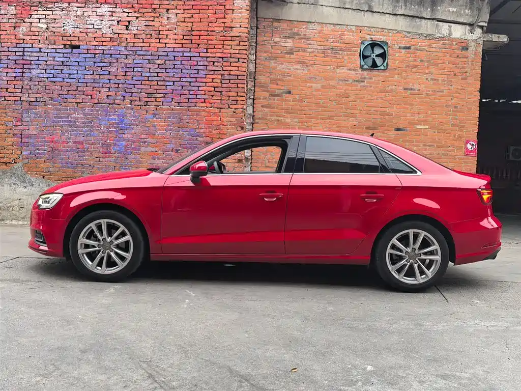 Audi A3 2019 Limousine 35 TFSI Progressive China V фото 4