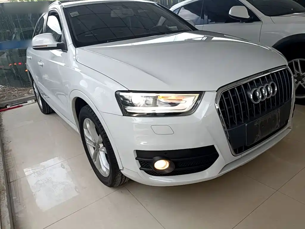 Фото 4 - Audi Q3