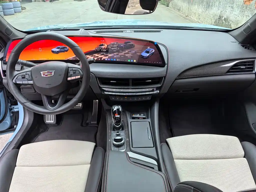 Cadillac CT5 2025 Model 28T Track Performance Edition фото 12