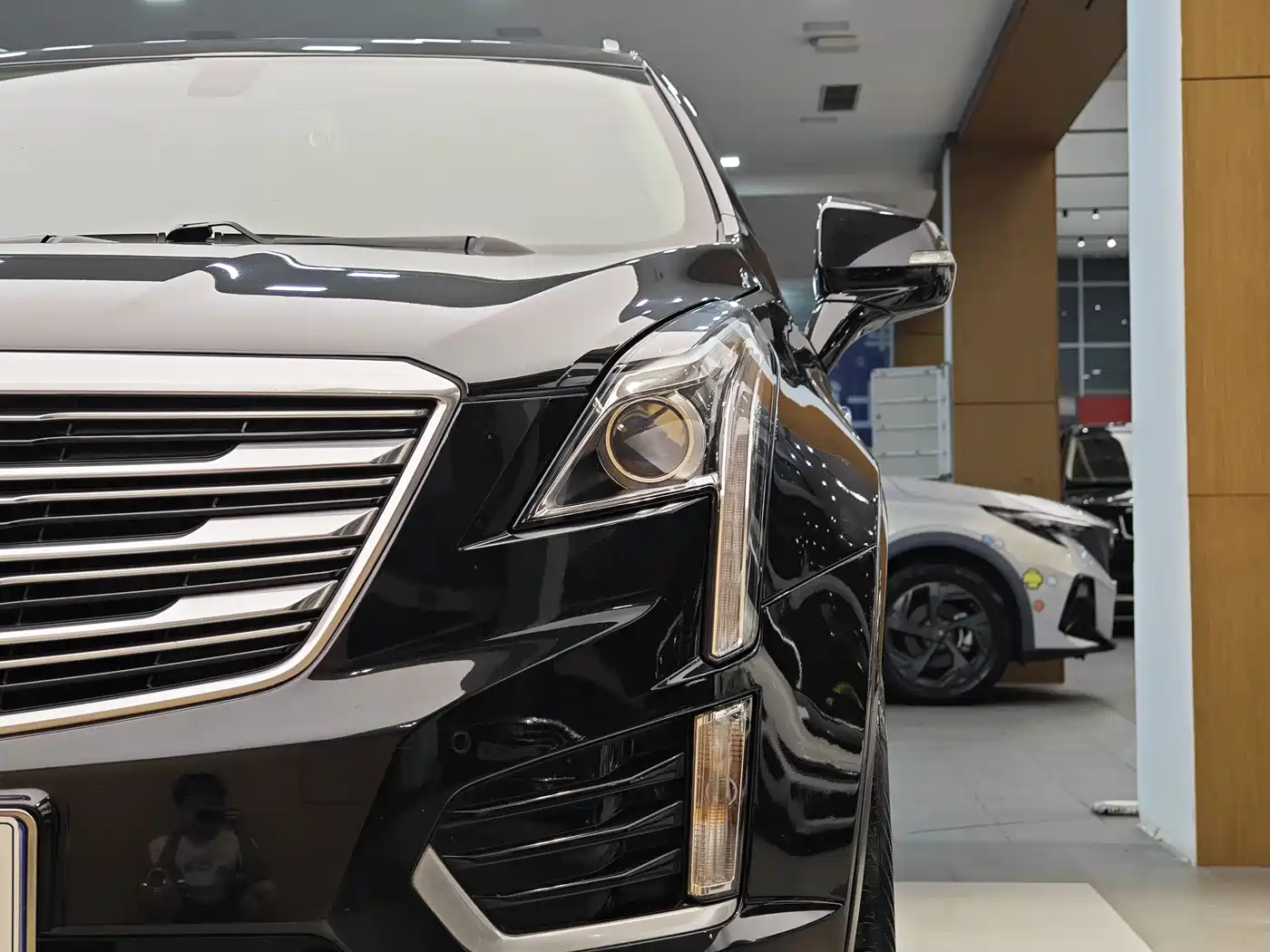 Cadillac XT5 2018 25T Luxury фото 2