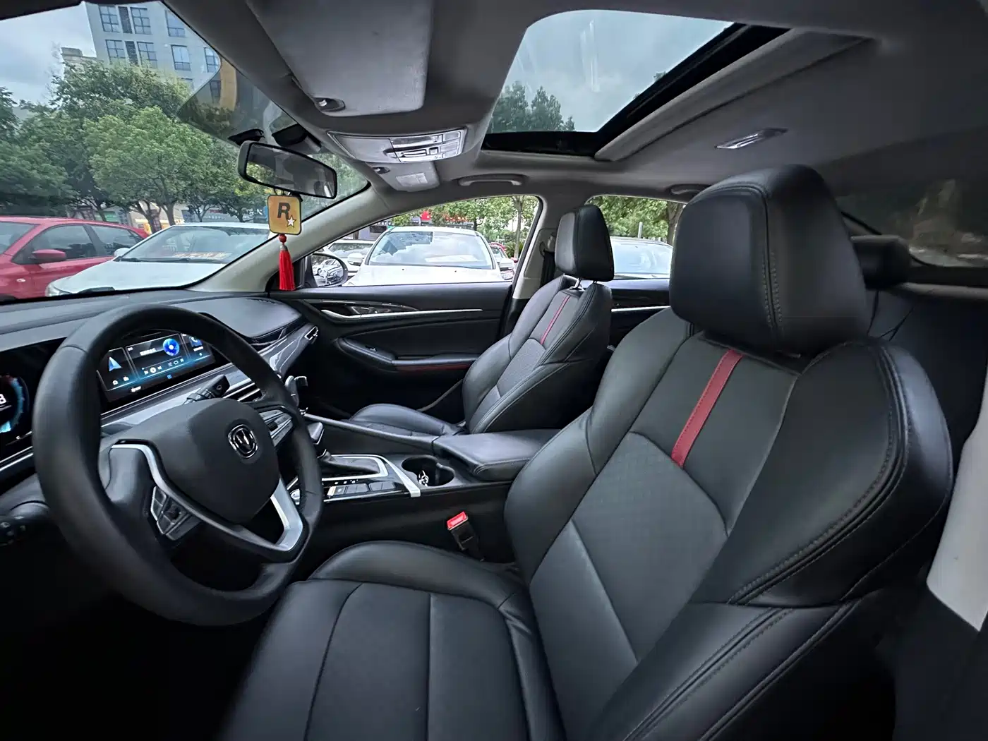 Photo 19 - Changan Eado