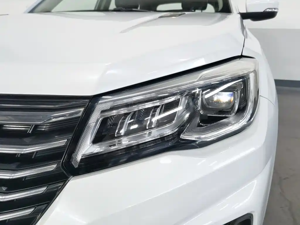 Фото 7 - Changan CS75