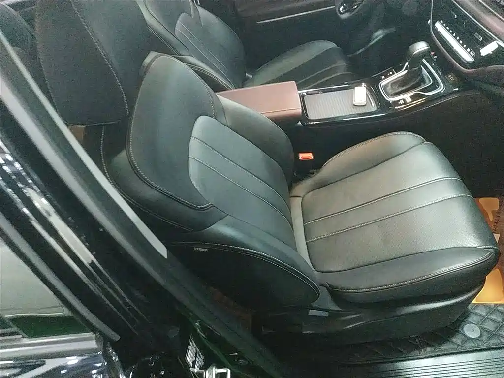 GAC Trumpchi Trumpchi M6 2023 PRO 270T DCT Luxury Edition фото 17