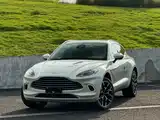 Фото 1 - Aston Martin DBX