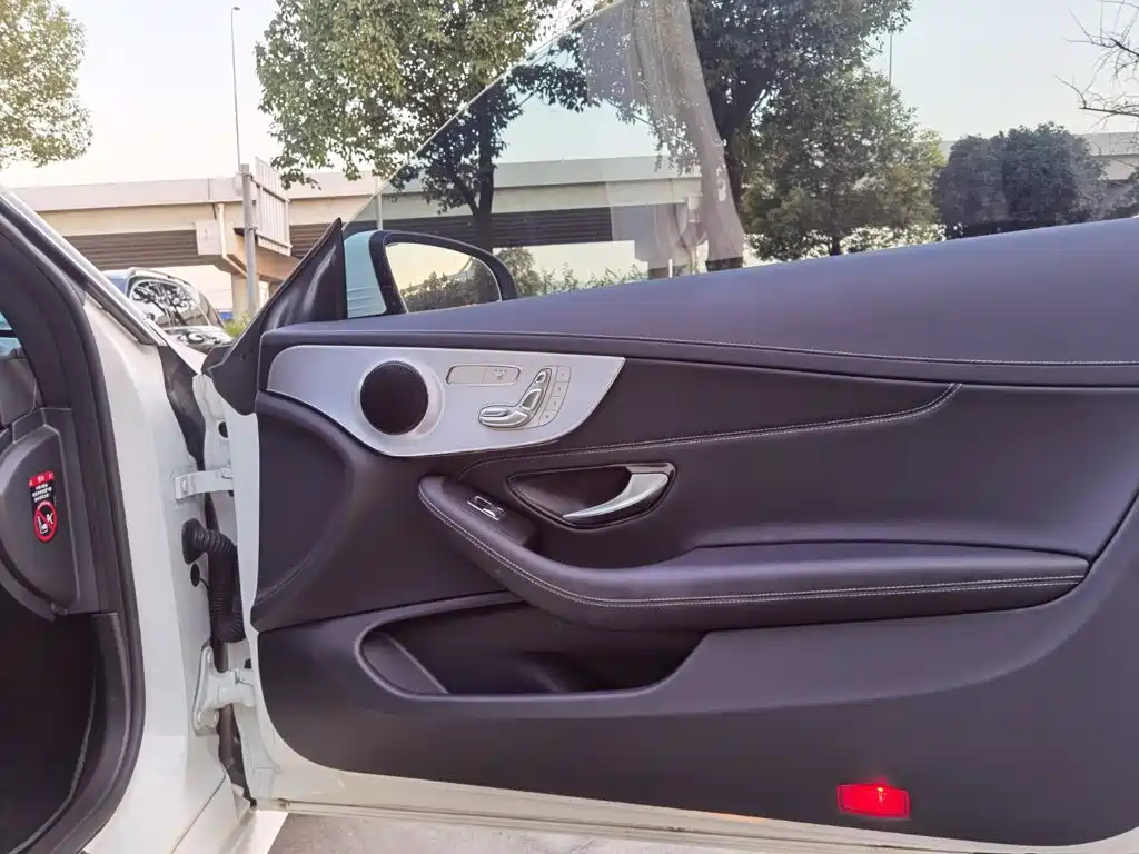 Mercedes-Benz C-Class, миниатюра 15