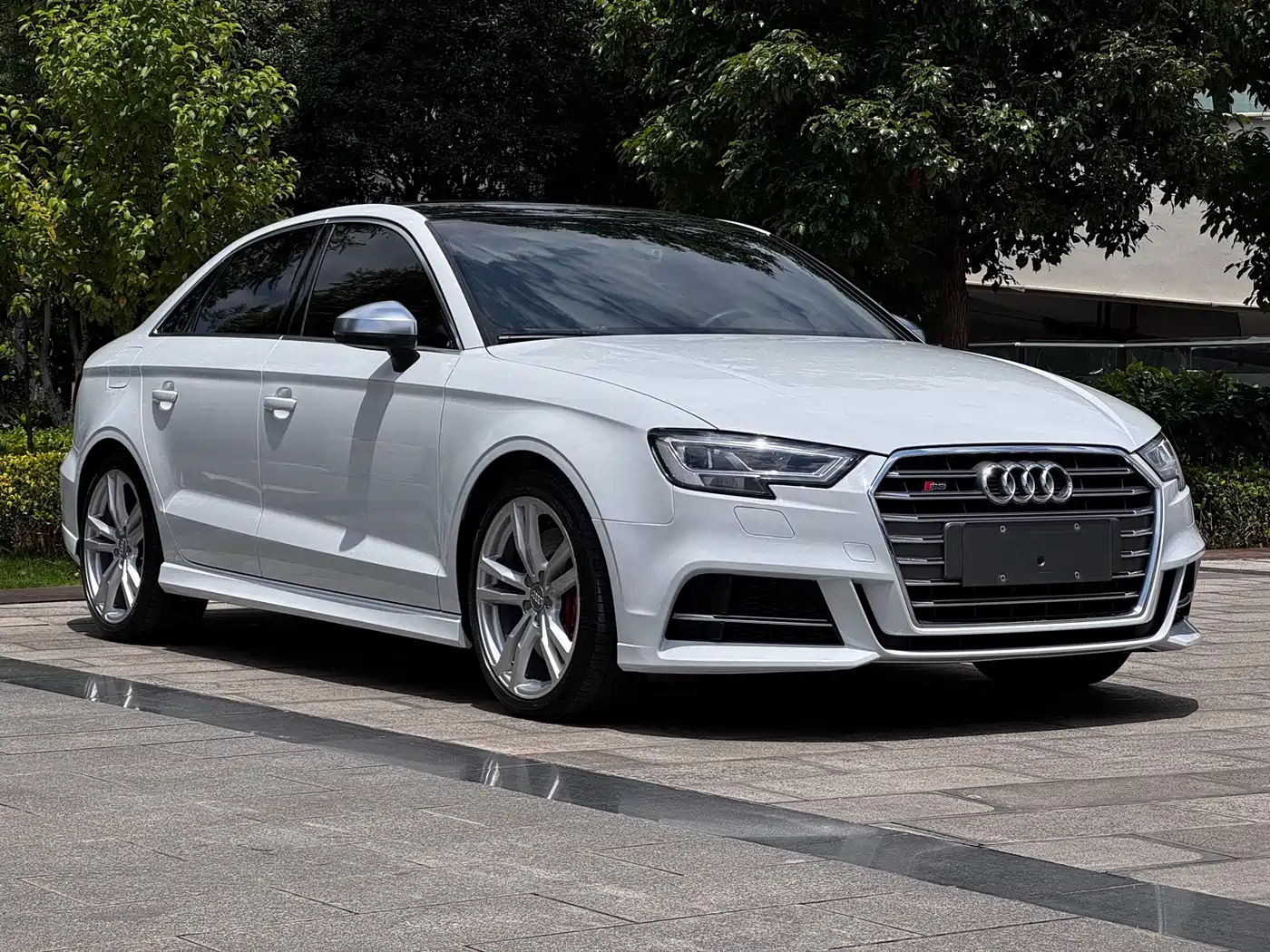 Audi S3 2017 2017 Facelift S3 2.0T Limousine