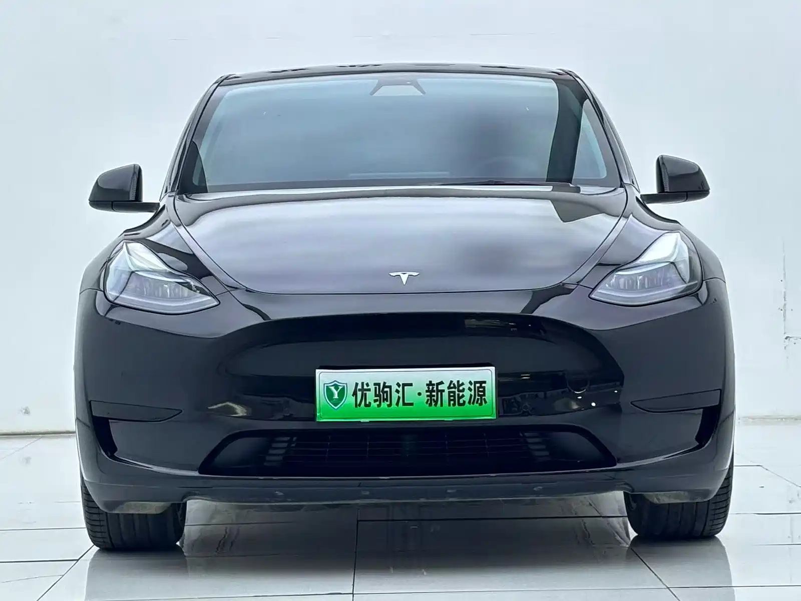 Фото 3 - Tesla Model Y