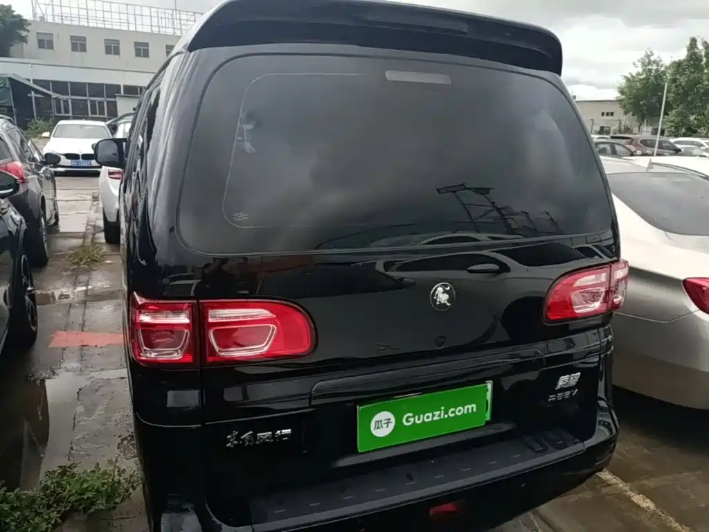 Dongfeng Fengxing Lingzhi New Energy 2026 2025 110km EREV Basic 5-seater