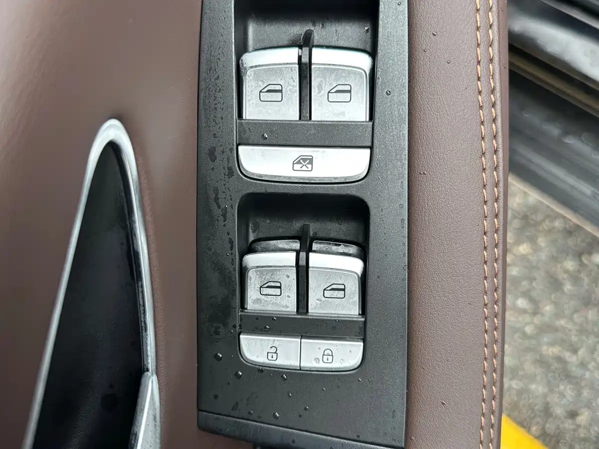 Jetour X90 PLUS 2023 2023 Facelift 1.5T Manual Villa 5-seater
