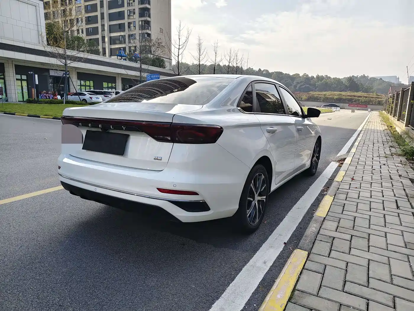 GEELY AUTOMOBILE EMGRAND