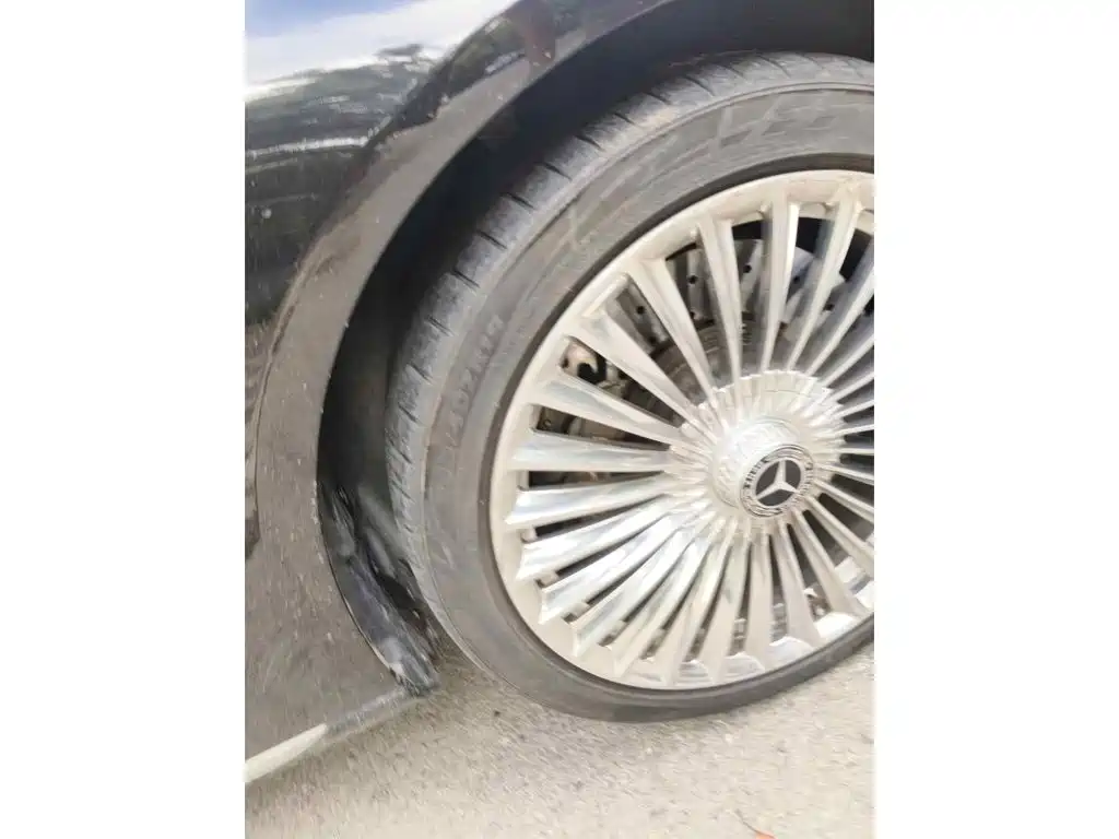 Mercedes-Benz E-Class, миниатюра 7