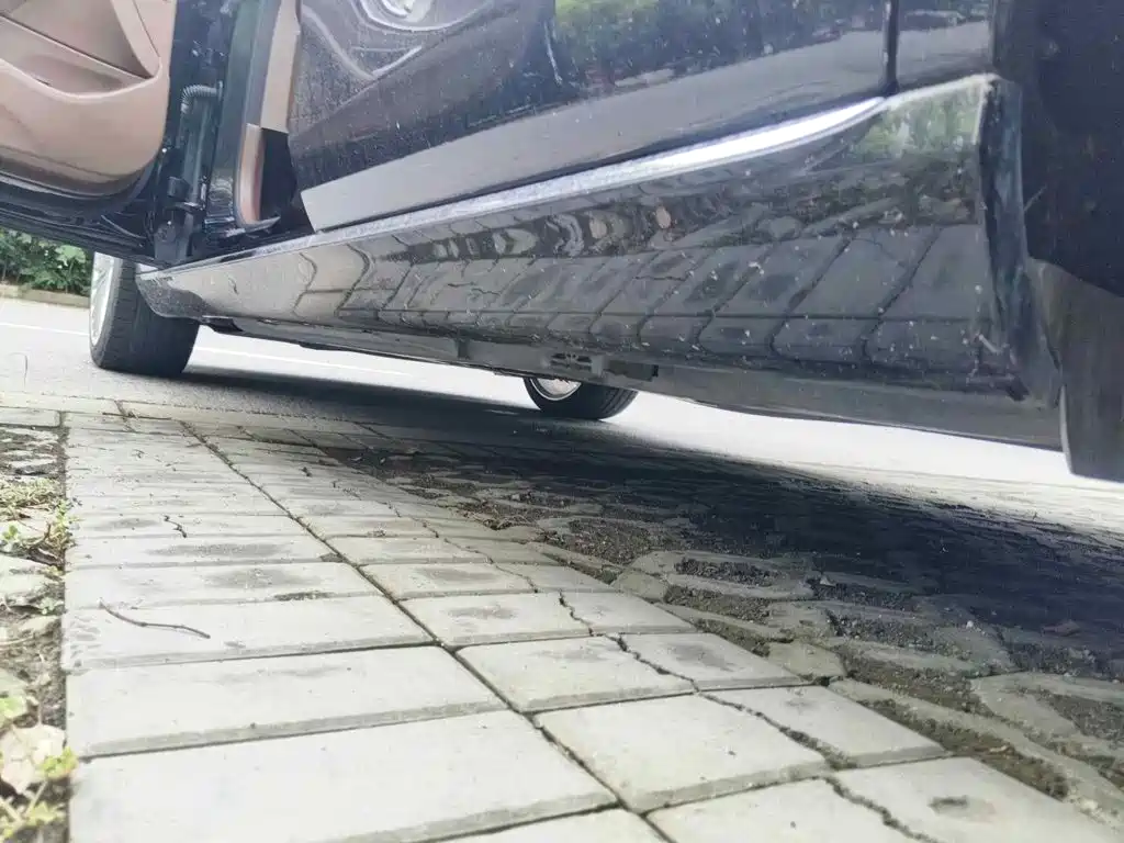 Mercedes-Benz E-Class, миниатюра 8