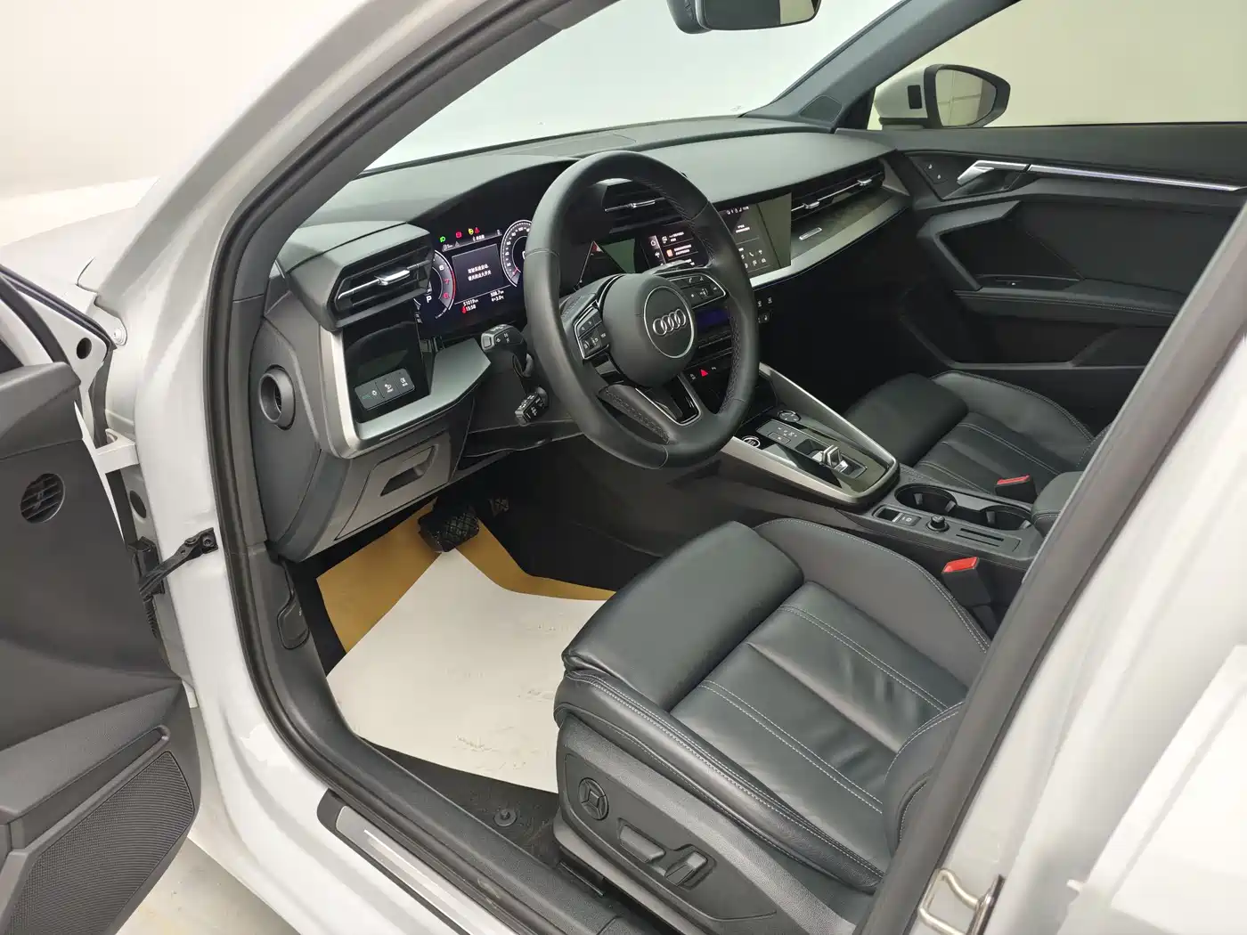 Audi A3 2022 A3L Limousine 35 TFSI Luxury Elegance фото 12