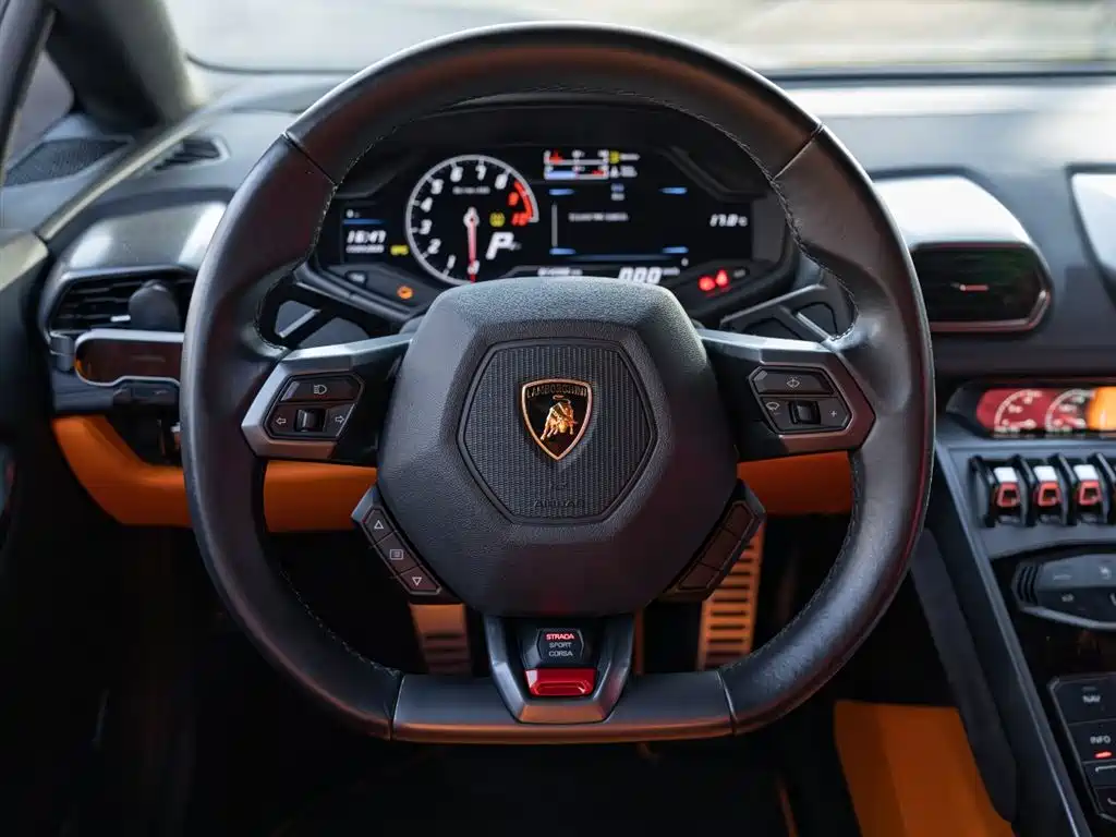 Lamborghini Huracán 2014 LP 610-4 фото 12