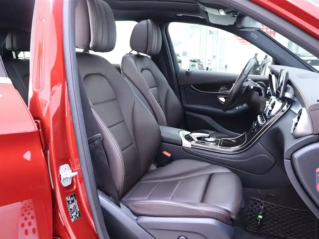 Mercedes-Benz GLC 2016 GLC 260 4MATIC Dynamic фото 20