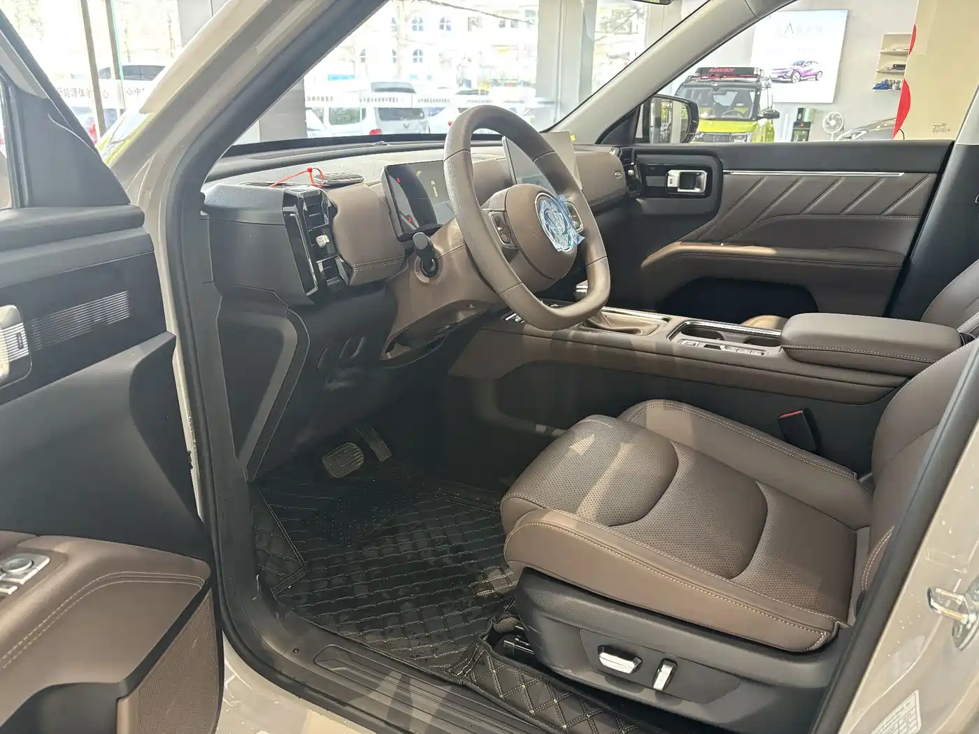 Wuling Motors Starlight 560 2025 Model Gasoline Version 5-seater фото 11