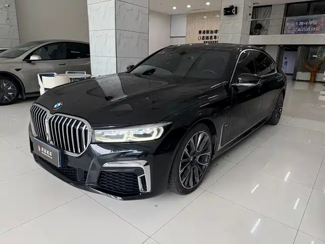 BMW 7 Series 2021 Model 740Li Leading M Sport Package