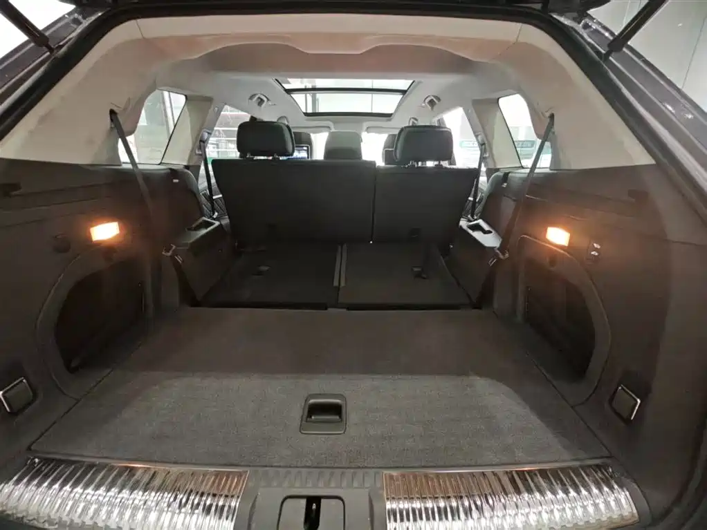 Hongqi HS7 2022 3.0T Auto 4WD Smart Connect Flagship 7-Seater фото 24