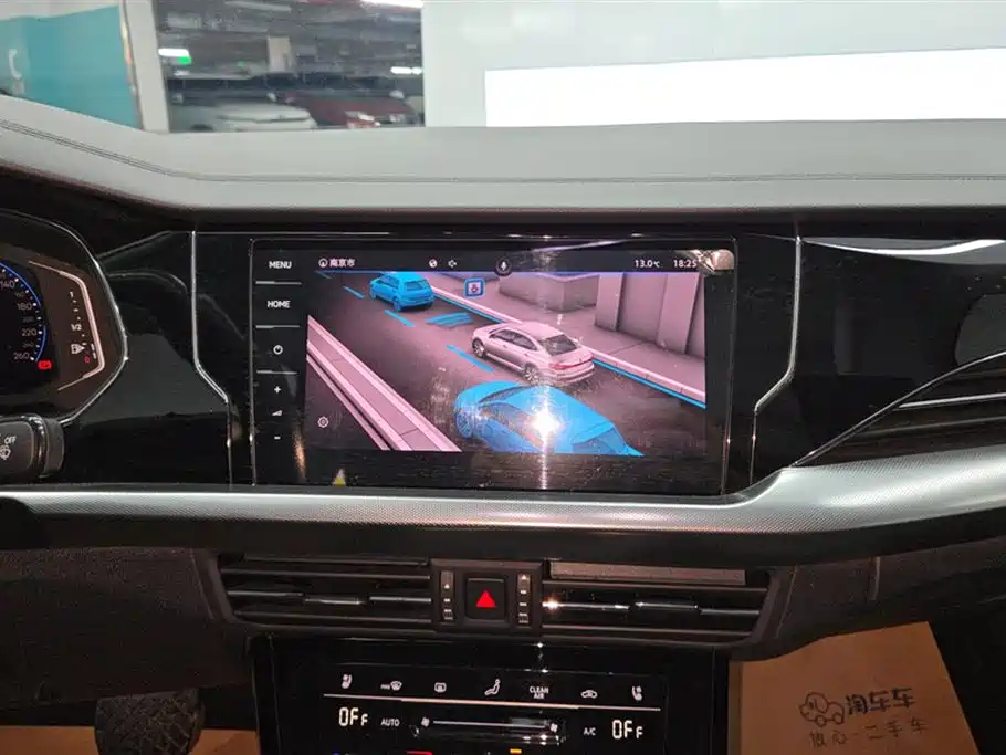 Volkswagen Passat 2022 330TSI Luxury Edition фото 13