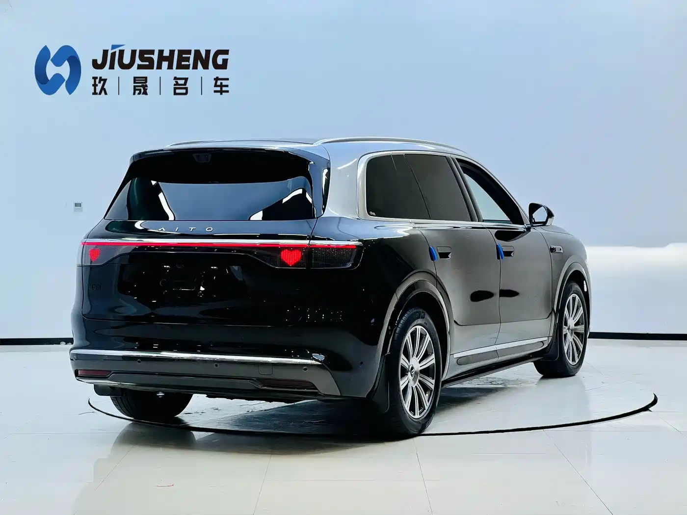 AITO Wenjie AITO M8 2025 Pure Electric Max+ 6-seater AWD фото 18