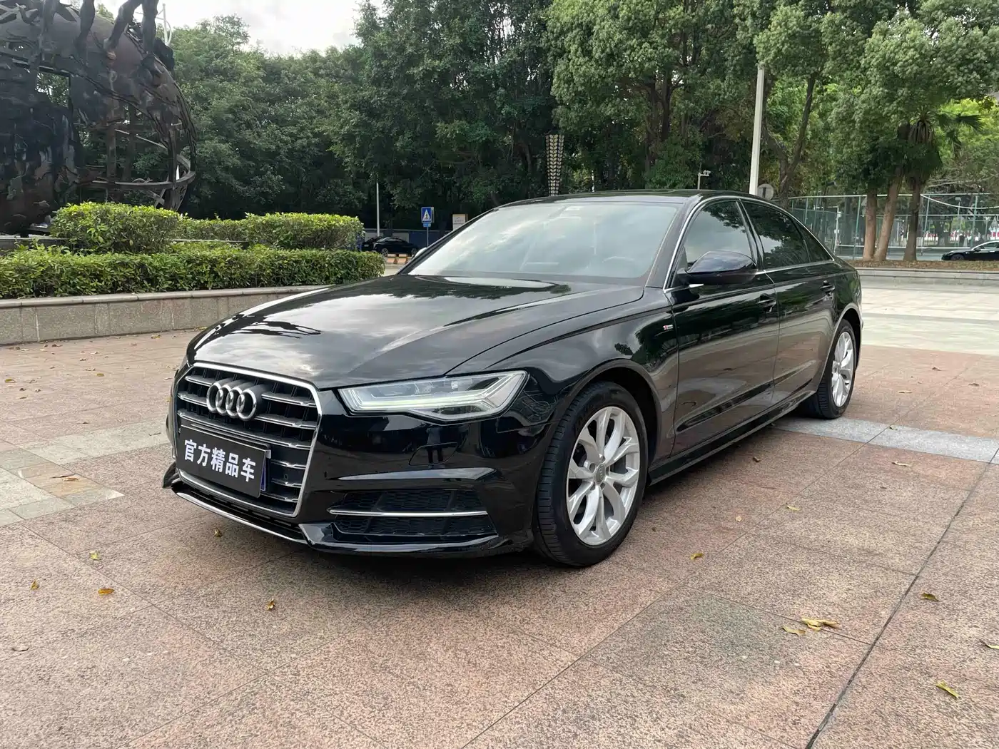 Audi A6L 2018 30th Anniversary 35 TFSI Fashion фото 2