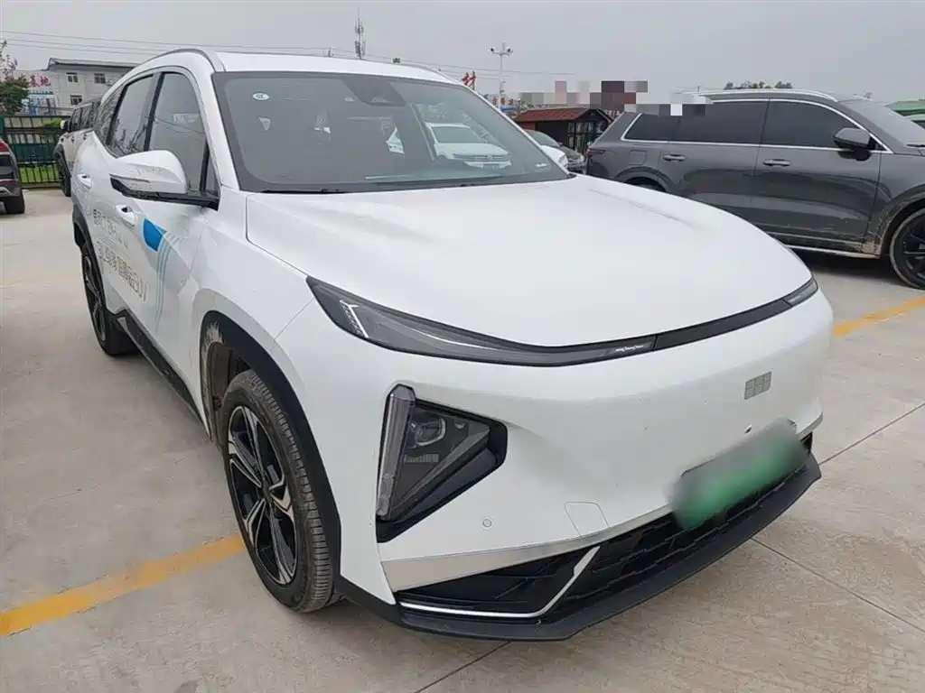 Geely Galaxy Galaxy L7 2025 EM-i 115km Explorer+ Edition фото 4