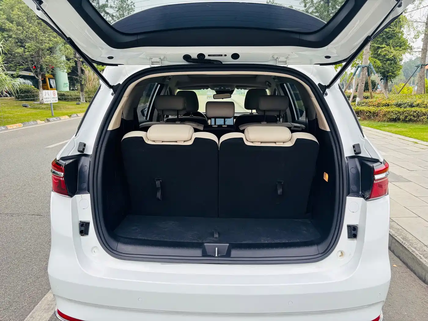 BYD Song MAX New Energy 2022 2022 DM-i 105KM Flagship Model