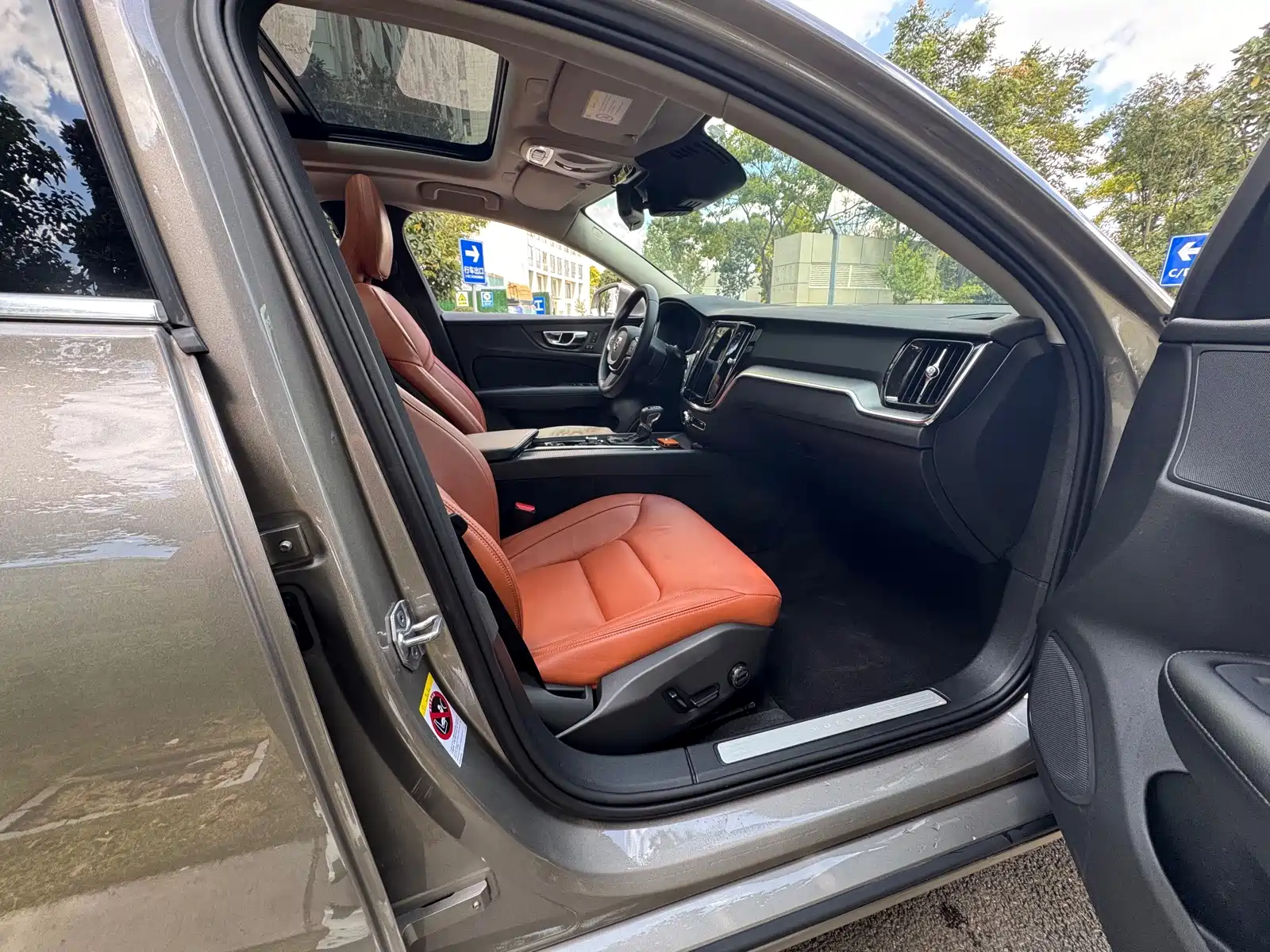 Фото 20 - Volvo S60