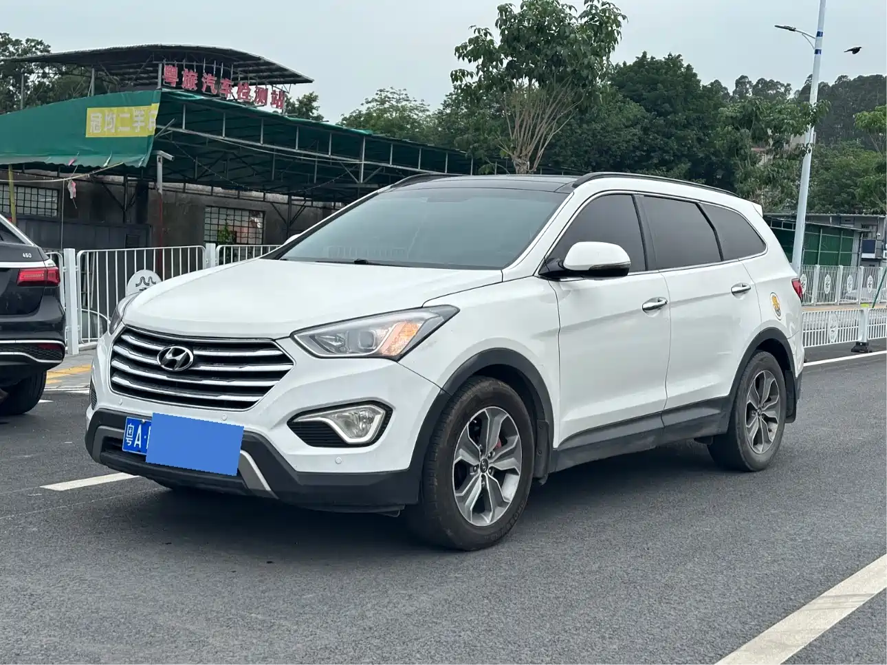 Hyundai Grand Santa Fe 2013 2.2T 7-Seater 4WD Comfort Edition